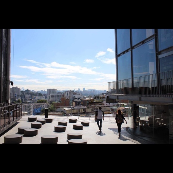 Meet your Posher, Alyssa - Picture 7 of 7